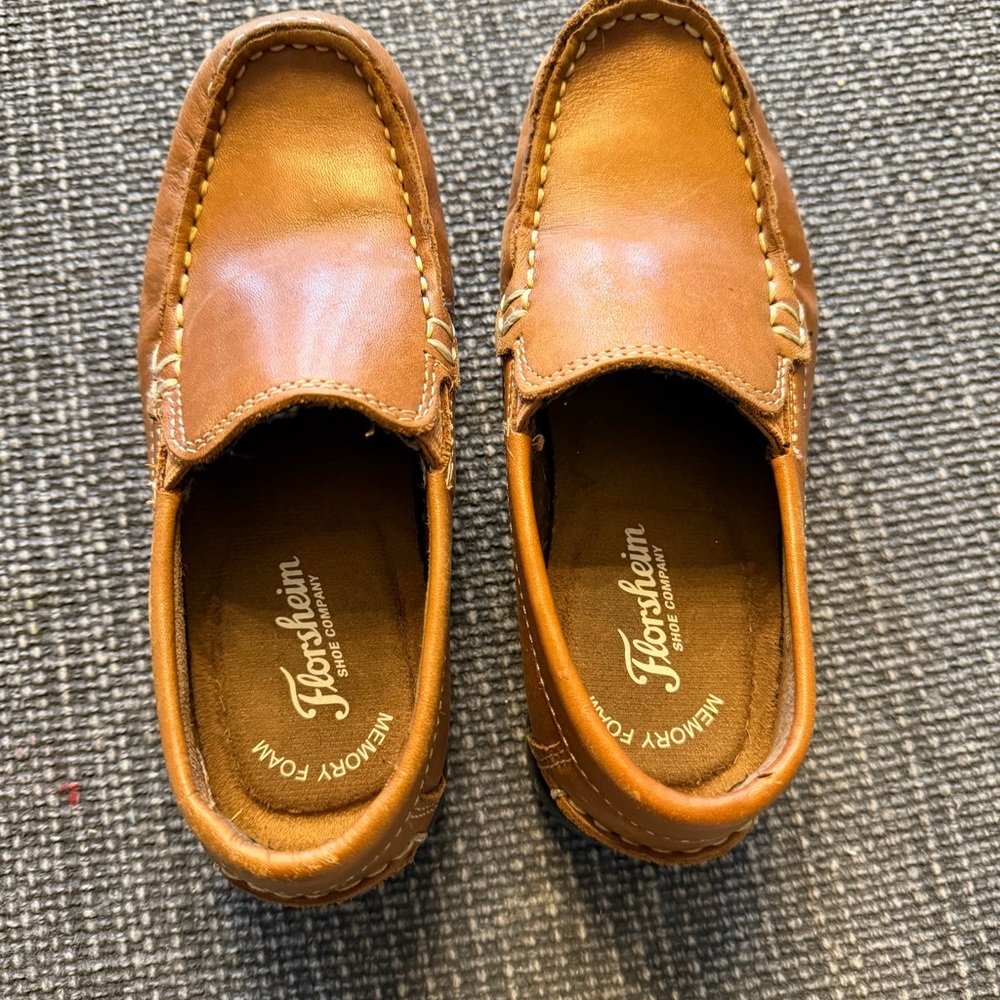 Florsheim boys Brown Loafers size 13